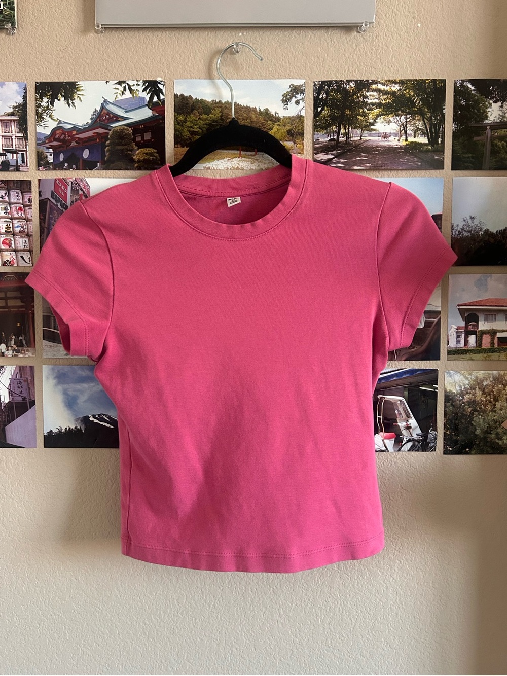 Uniqlo baby tee